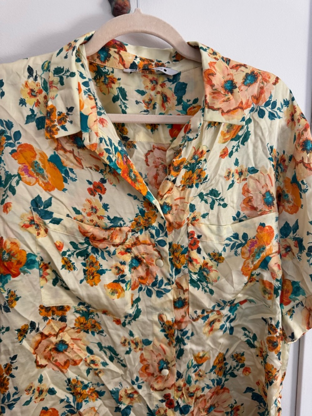 ZARA yellow floral silky button down top - Picture 4 of 8